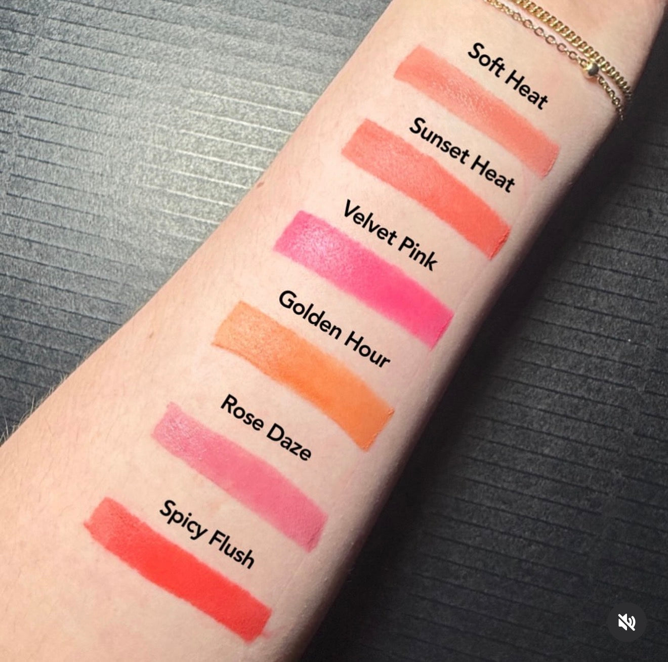 Second Heat Cream Blusher